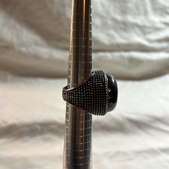 Faux Black Pearl and Silver Cocktail Ring - Picture 2 of 5